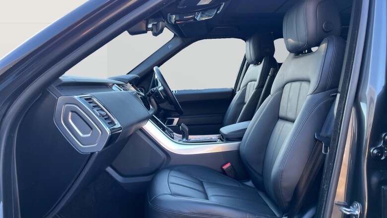 Land Rover Range Rover Sport 3.0 D300 HSE Dynamic Black 5dr Auto Diesel Estate